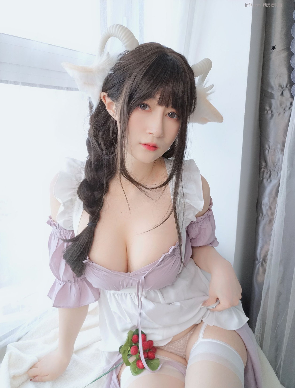 Coser  [ͼcoser ] ɫ˿ö/156P P.1 