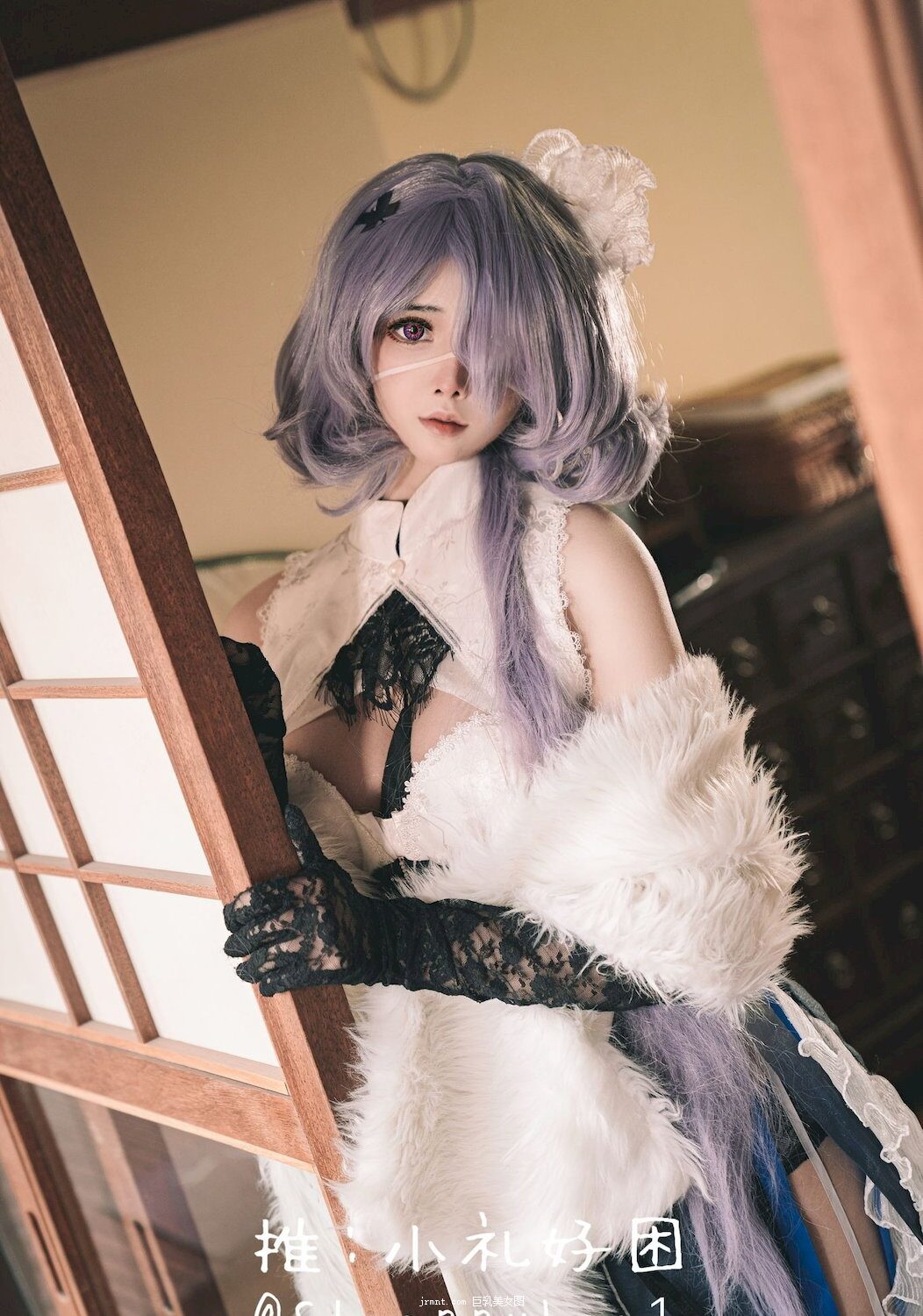 ͷŮ  ͼ Vol.СNacey٤ [Coser] P.1 