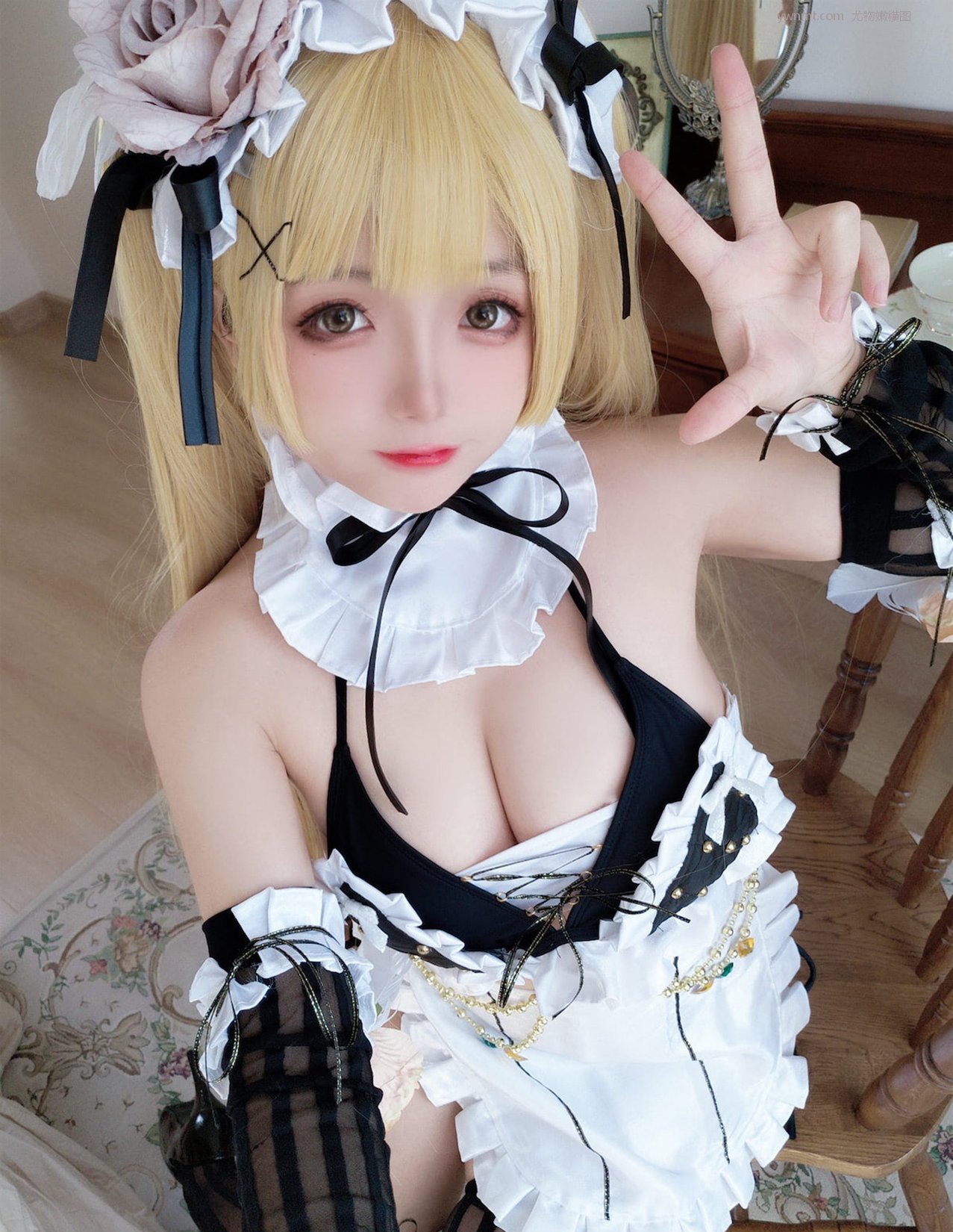 Ӱcoser ģ 729MB] ˹ ߻ͼ [75P ν P.1 