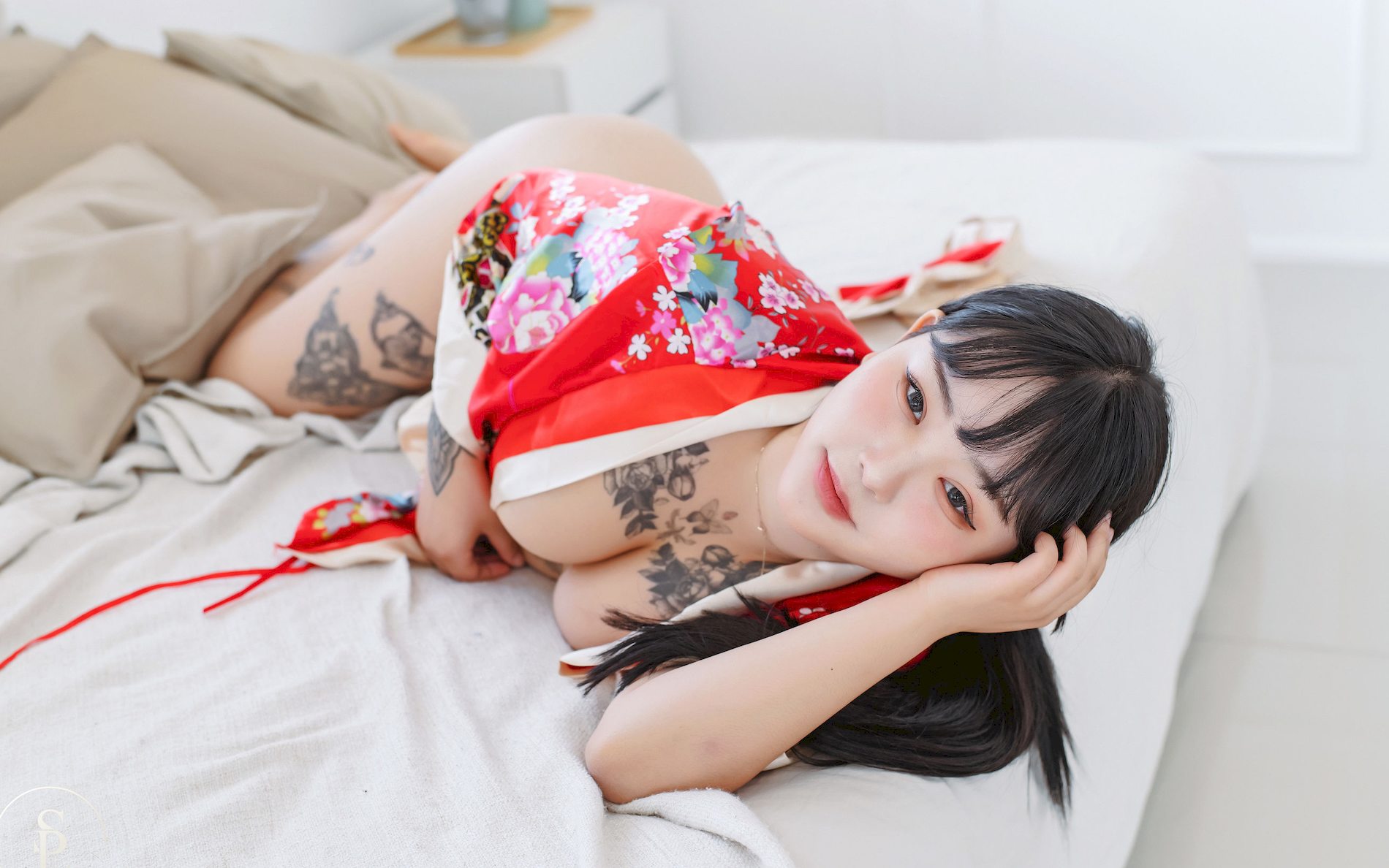 No.7 BoYeon Leopard [ϺsaintPhotoLifeͼ] ߾ϸ㼯ͼ Red Kimono P.3